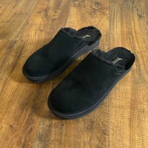 UGG Koolaburra Womens Sonele black leather suede Slip on slippers size 7